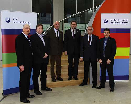 Gemeinsames Büro im Nino Hochbau in Nordhorn: HWK und BTZ.